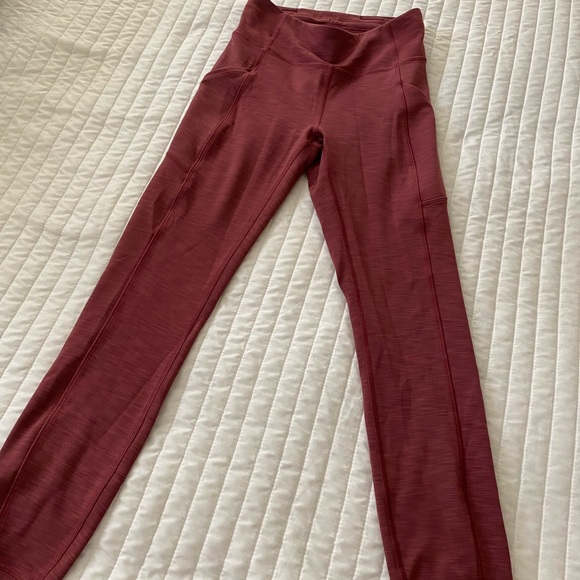 Lululemon size 4 pink leggings - Picture 6 of 6